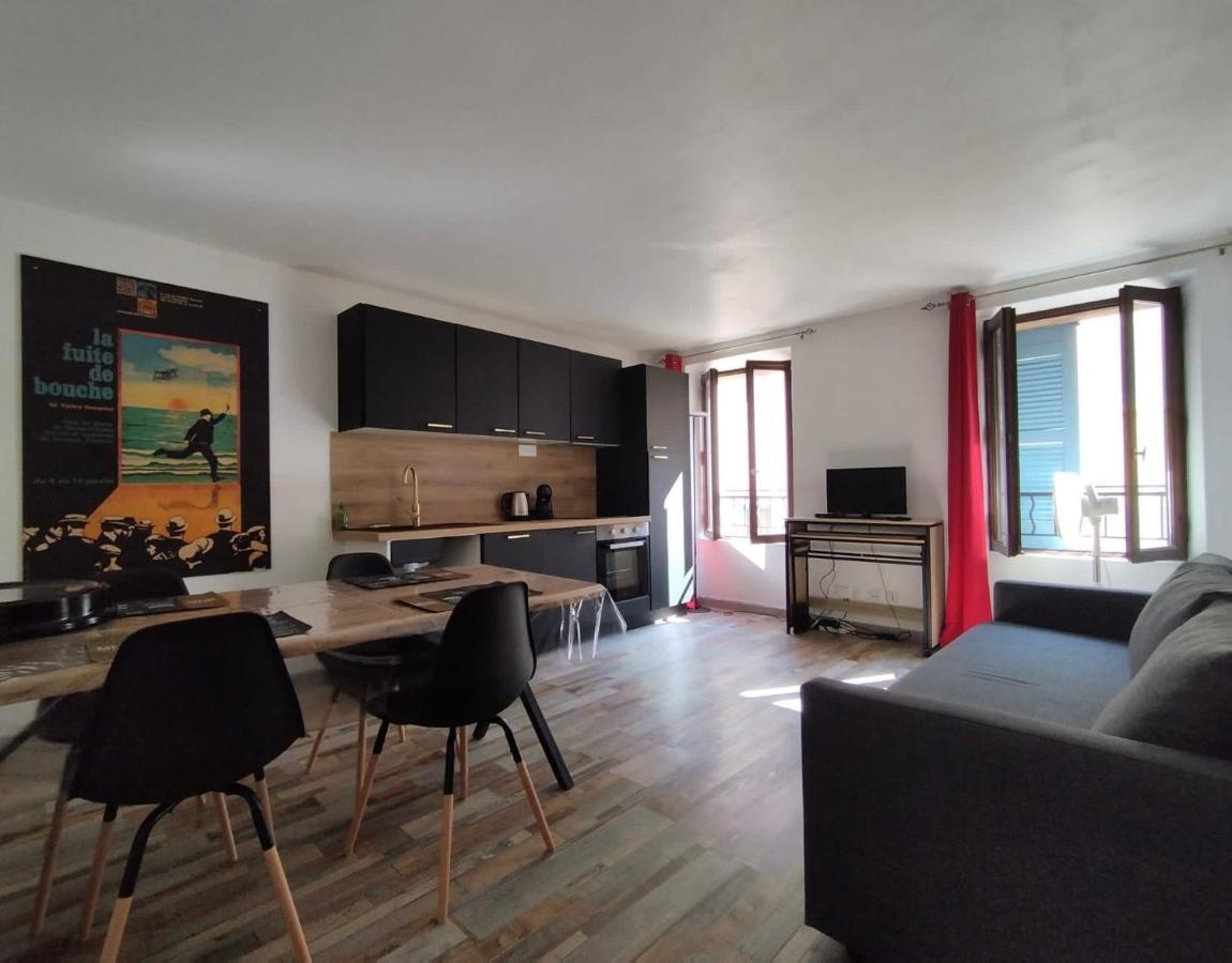 Paradise Port Climatise Apartment *